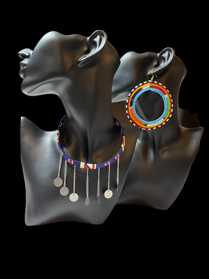 
            
                Load image into Gallery viewer, Statement Maasai Beaded Earrings
            
        